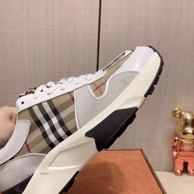 Burberry Low Shoes